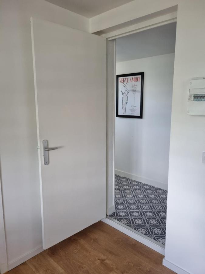 Location Saisonniere Appartement Situe A Saumur Εξωτερικό φωτογραφία